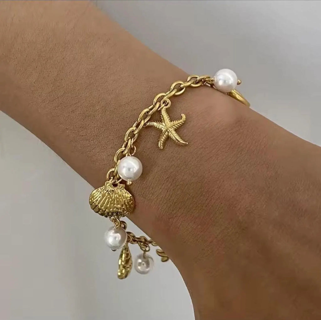 Gold Sailor Charm & Pearl Bracelet